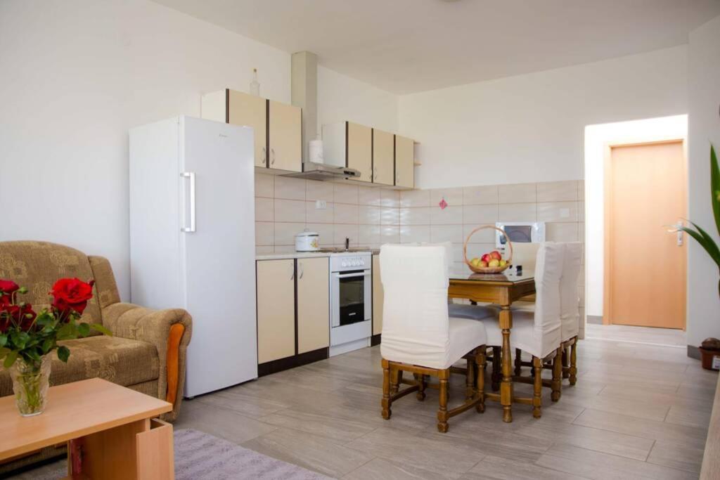 Kaštela Apartment Jope מראה חיצוני תמונה